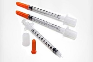 Kit seringue et aiguille pour injection de lubrifiant